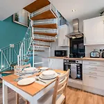 Holiday home Ay York